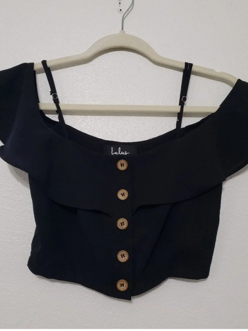 NWT Lulu's Black Off-Shoulder Ruffle Button Crop Camisole Top - Picture 6 of 8